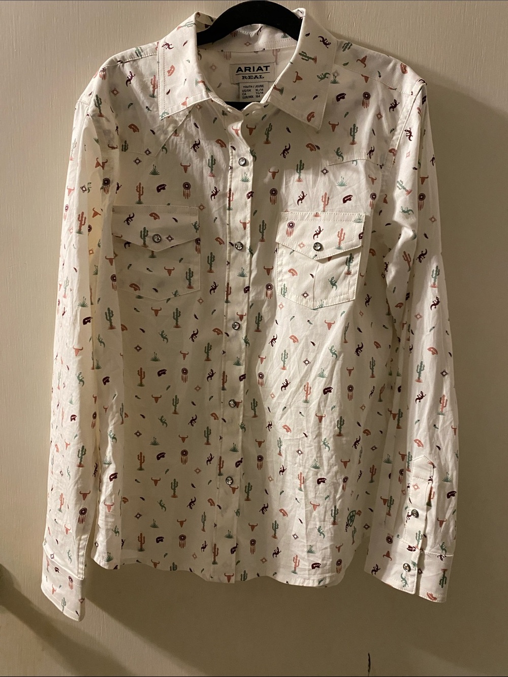 Ariat White Long-Sleeve Western Shirt with Cactus Print - Picture 5 of 5